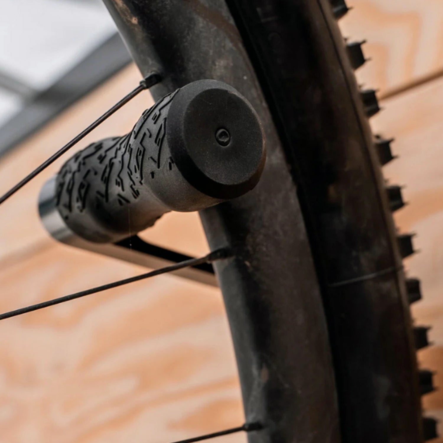 Lezyne CNC Alloy Wheel Hook