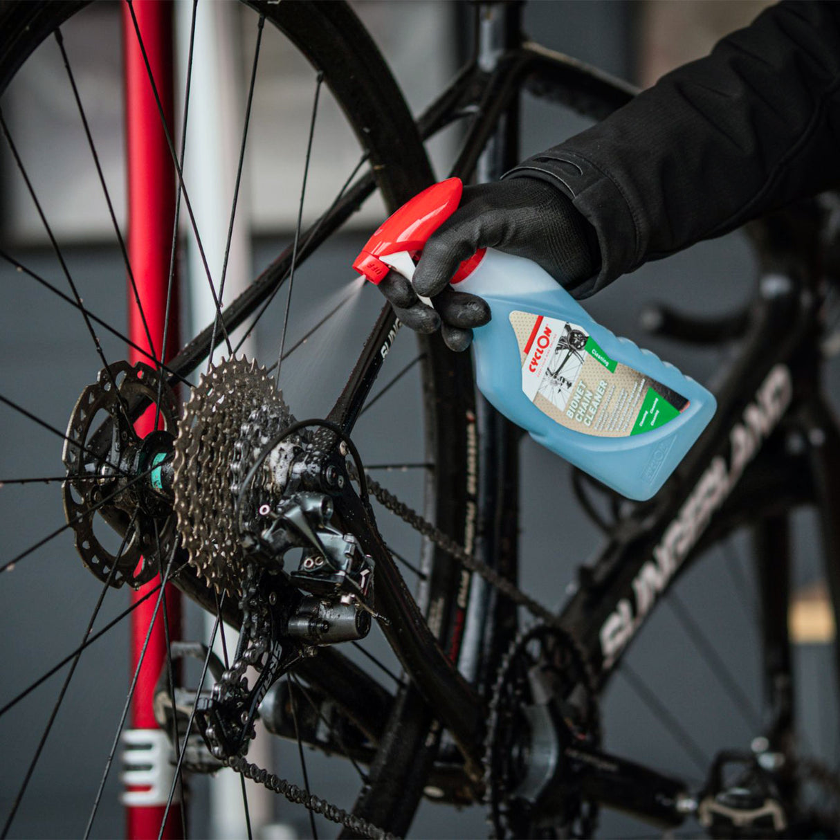 CyclOn Bionet Chain Cleaner