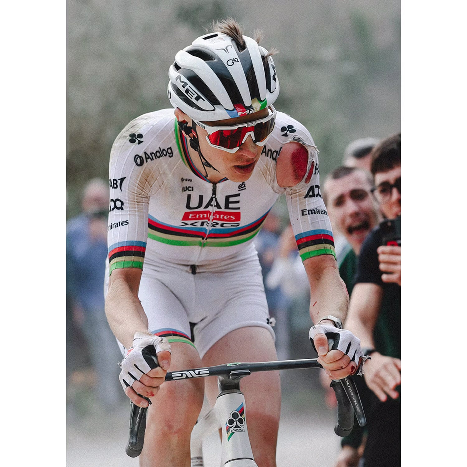 MET Trenta 3K Carbon MIPS® Rainbow Edition