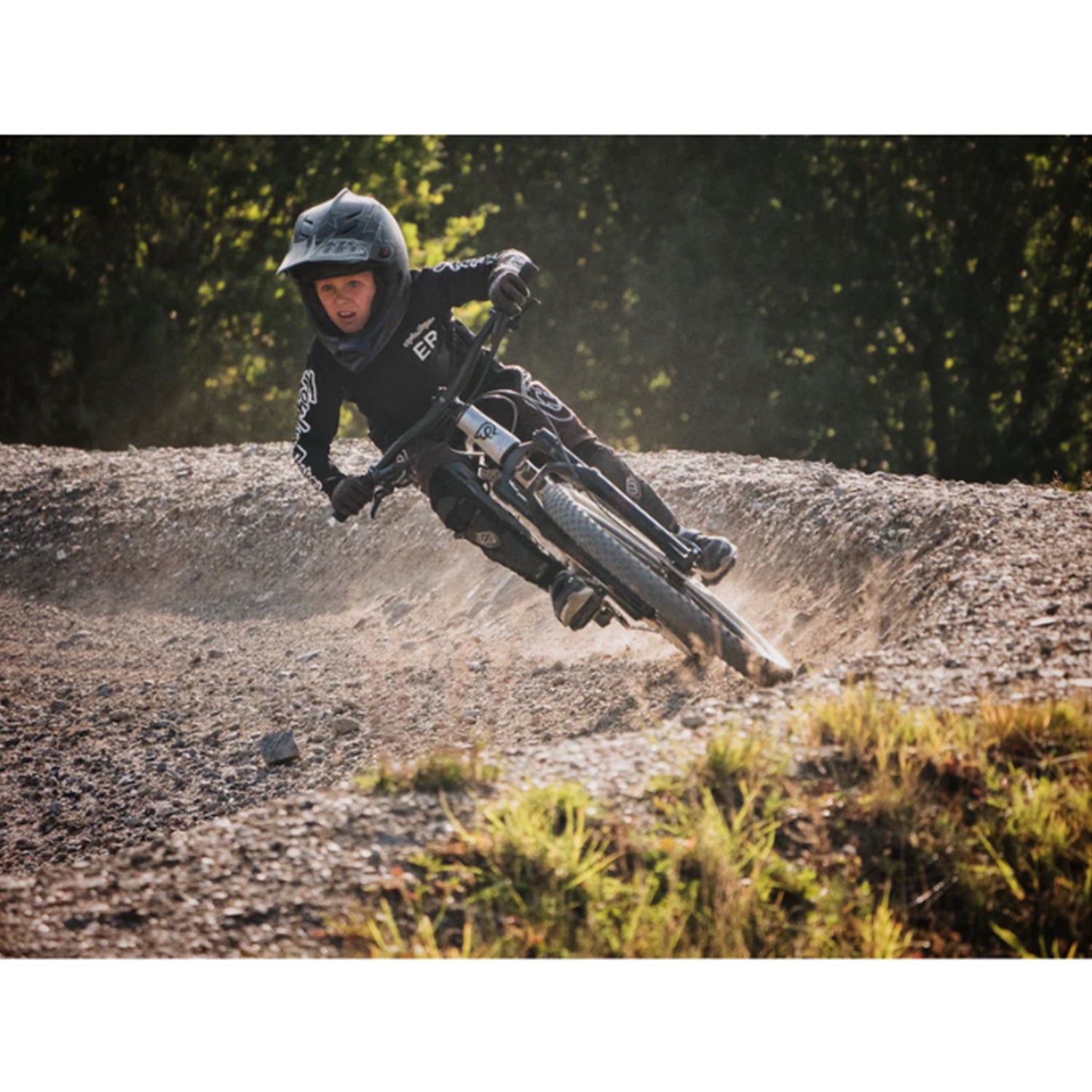 Early Rider Hellion X24 Full Suspension Kids Bike