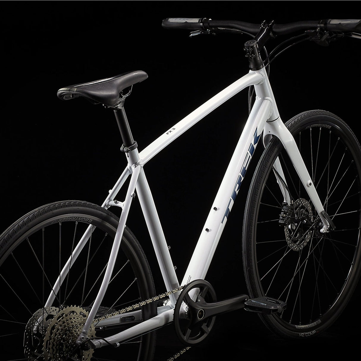 Trek FX 3 Disc Hybrid Bike 2023
