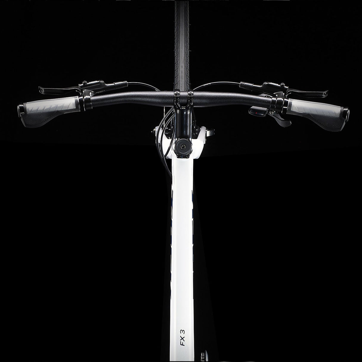 Trek FX 3 Disc Hybrid Bike 2023