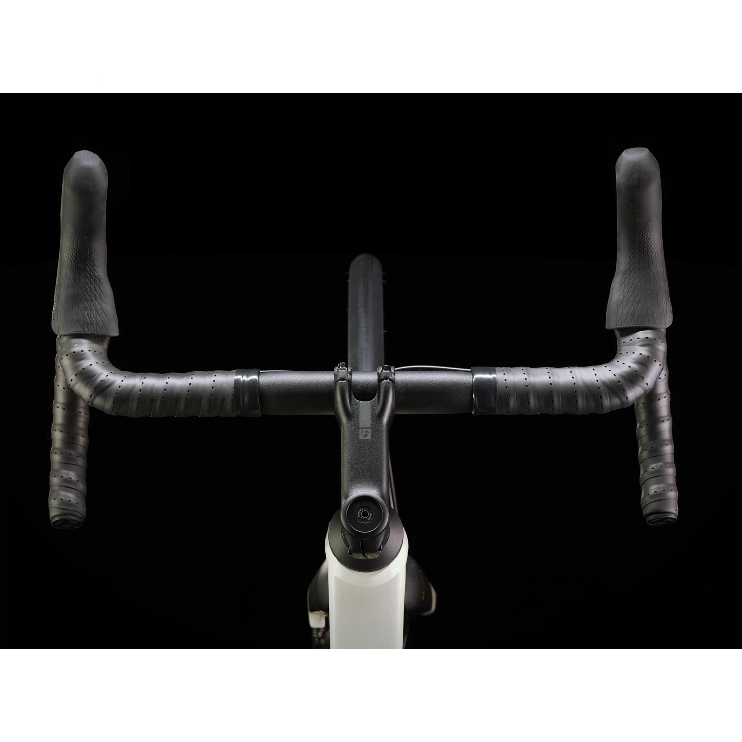 Trek Domane AL 4 Gen 4 Disc Shimano Tiagra Road Bike 2024