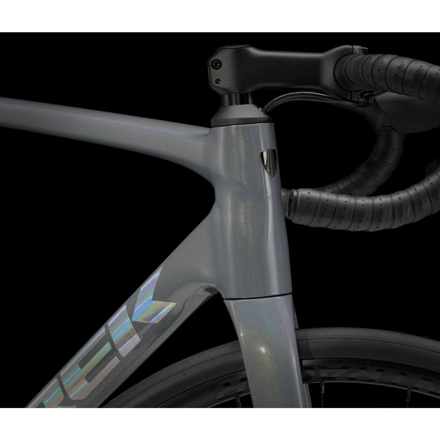 Trek Émonda ALR 5 Disc Shimano 105 Road Bike 2026
