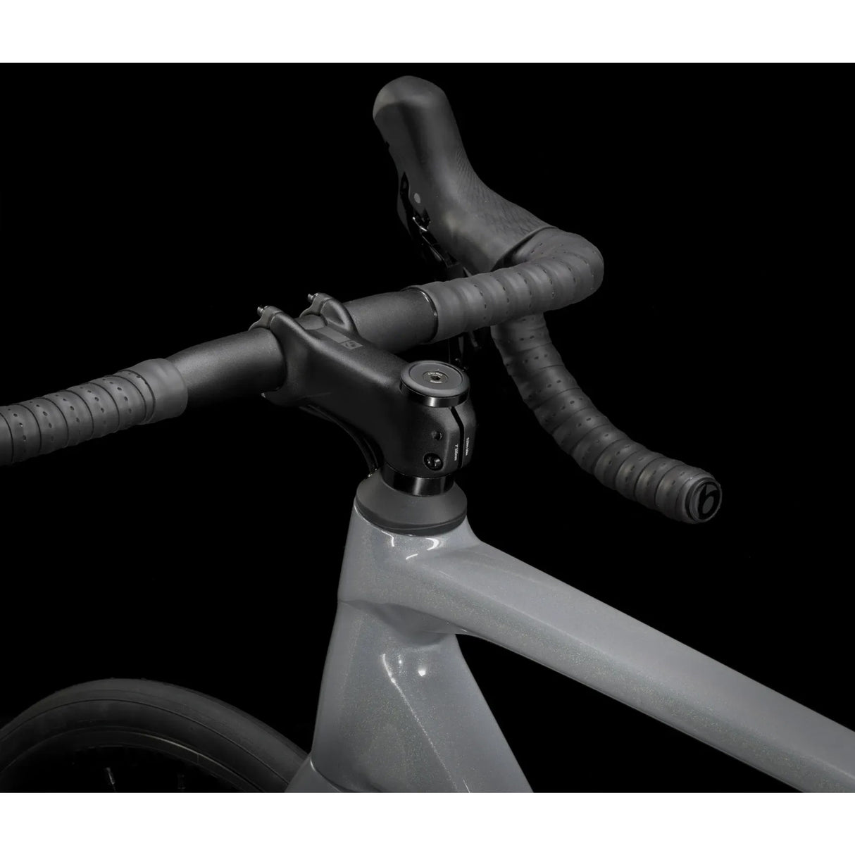 Trek Émonda ALR 5 Disc Shimano 105 Road Bike 2026