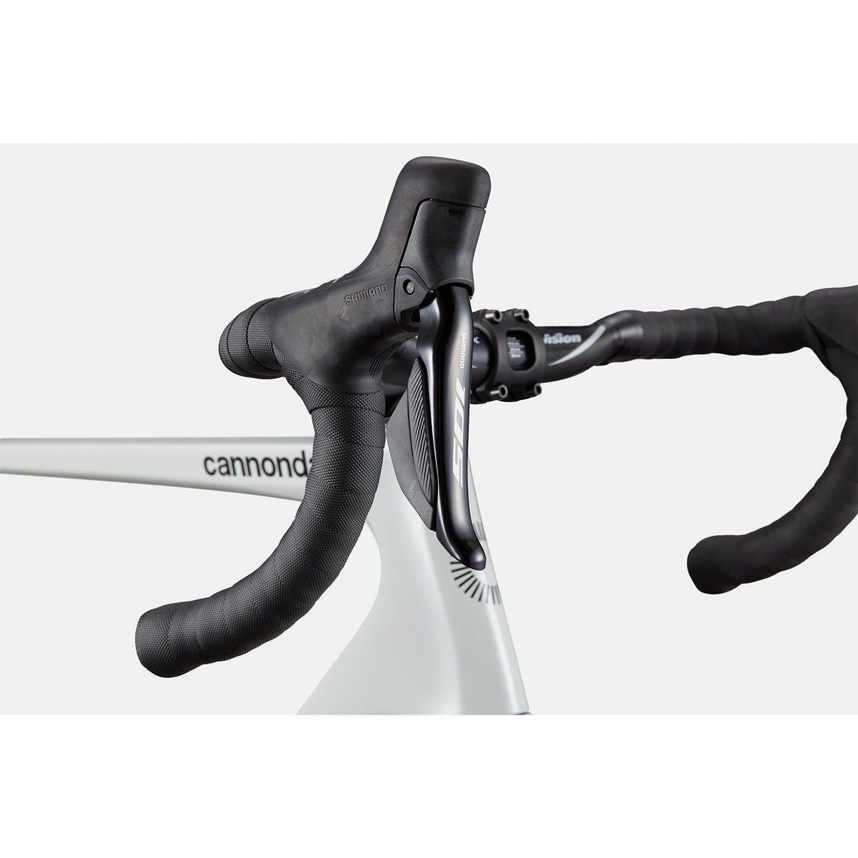 Cannondale SuperSix EVO 3 Shimano 105 Di2 Road Bike