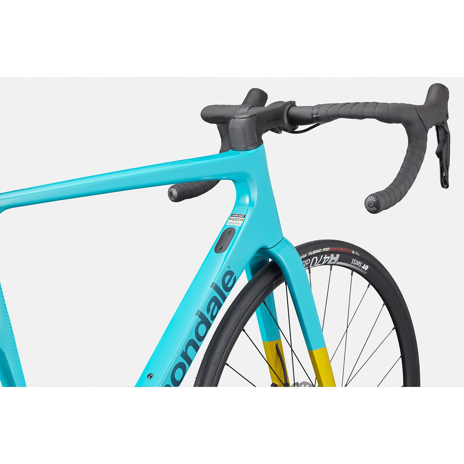 Cannondale SuperSix EVO 3 Shimano 105 Di2 Road Bike