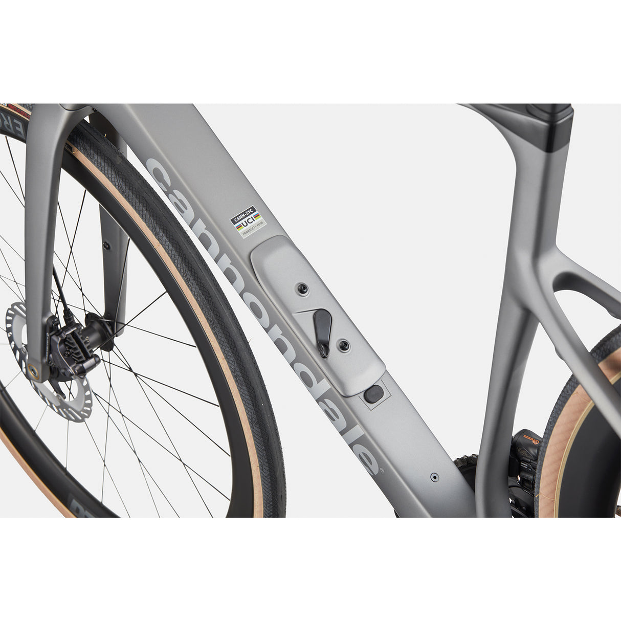 Cannondale Synapse Carbon 2 Ultegra Di2 Gravel Bike