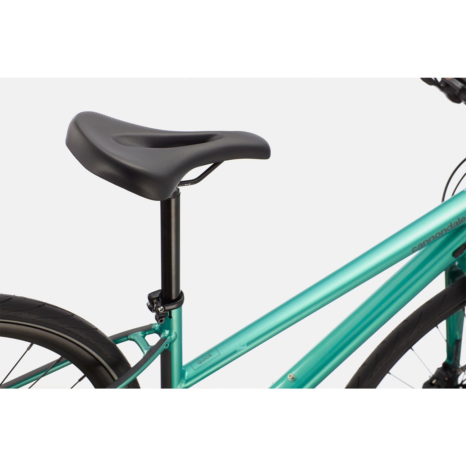 Cannondale Quick 3 Remixte Hybrid Bike
