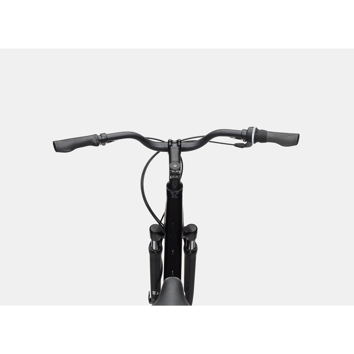 Cannondale Adventure 2 Hybrid Bike