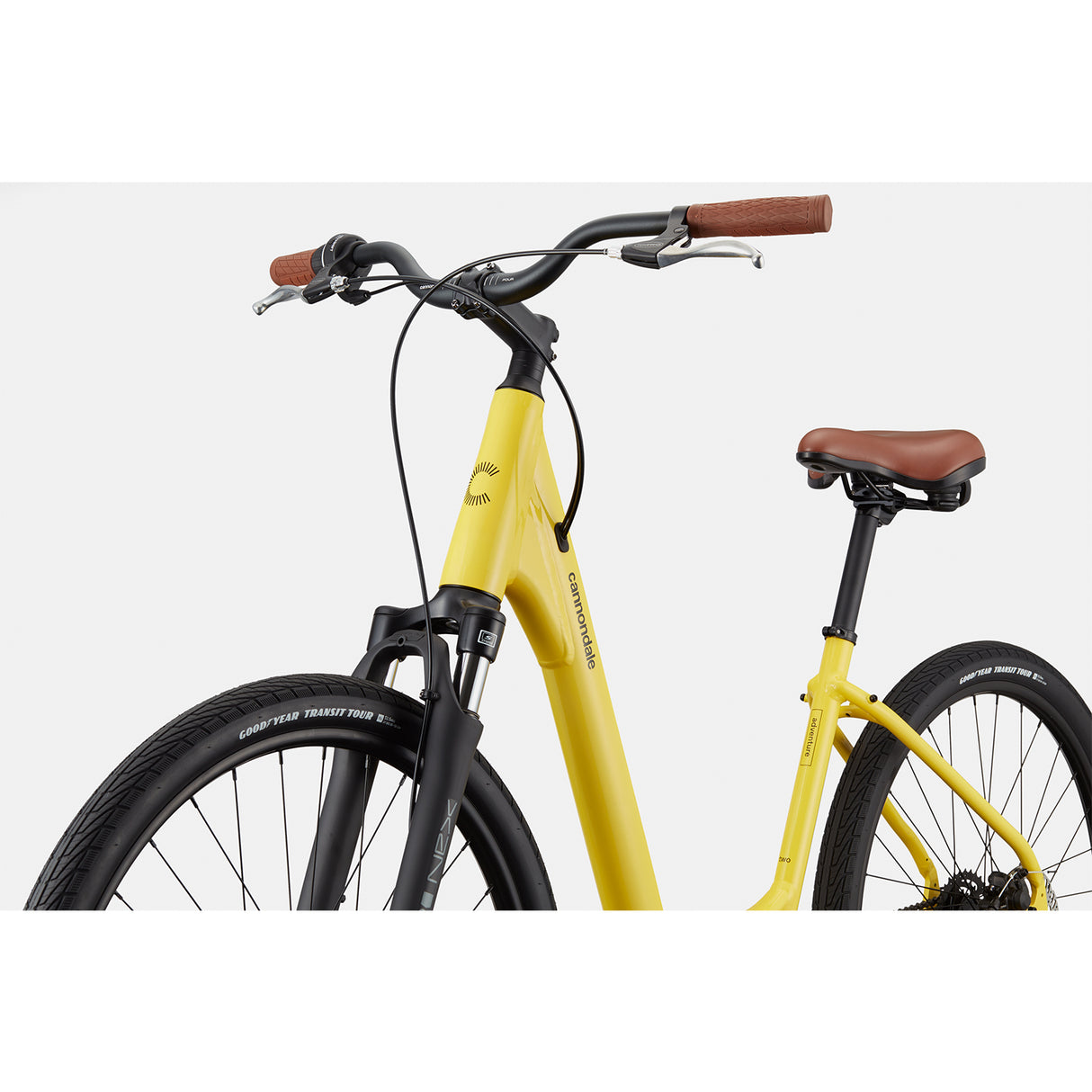 Cannondale Adventure 2 Hybrid Bike