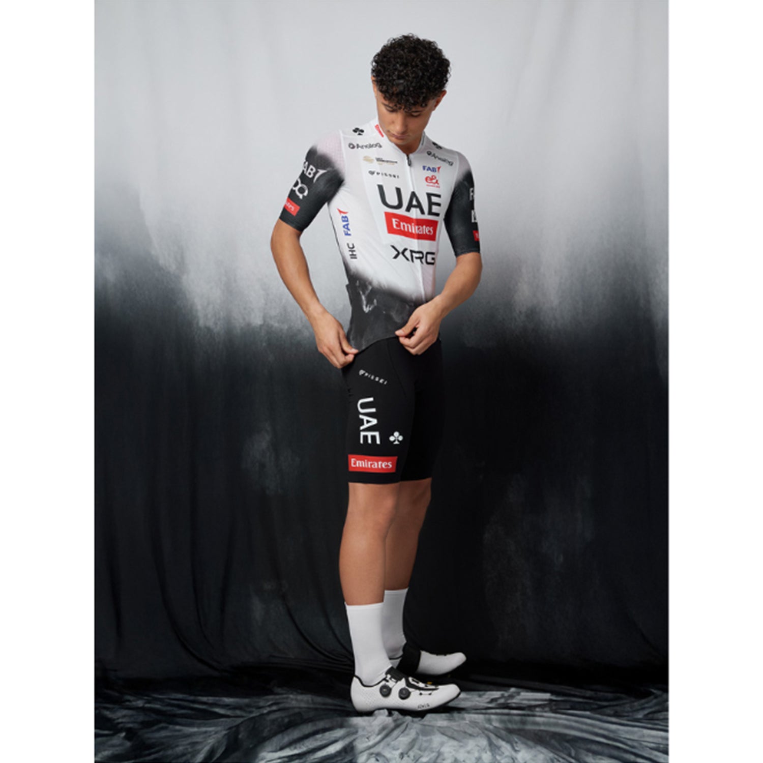 Pissei UAE Team Emirates XRG Magistrale Official Short Sleeve Jersey 2025