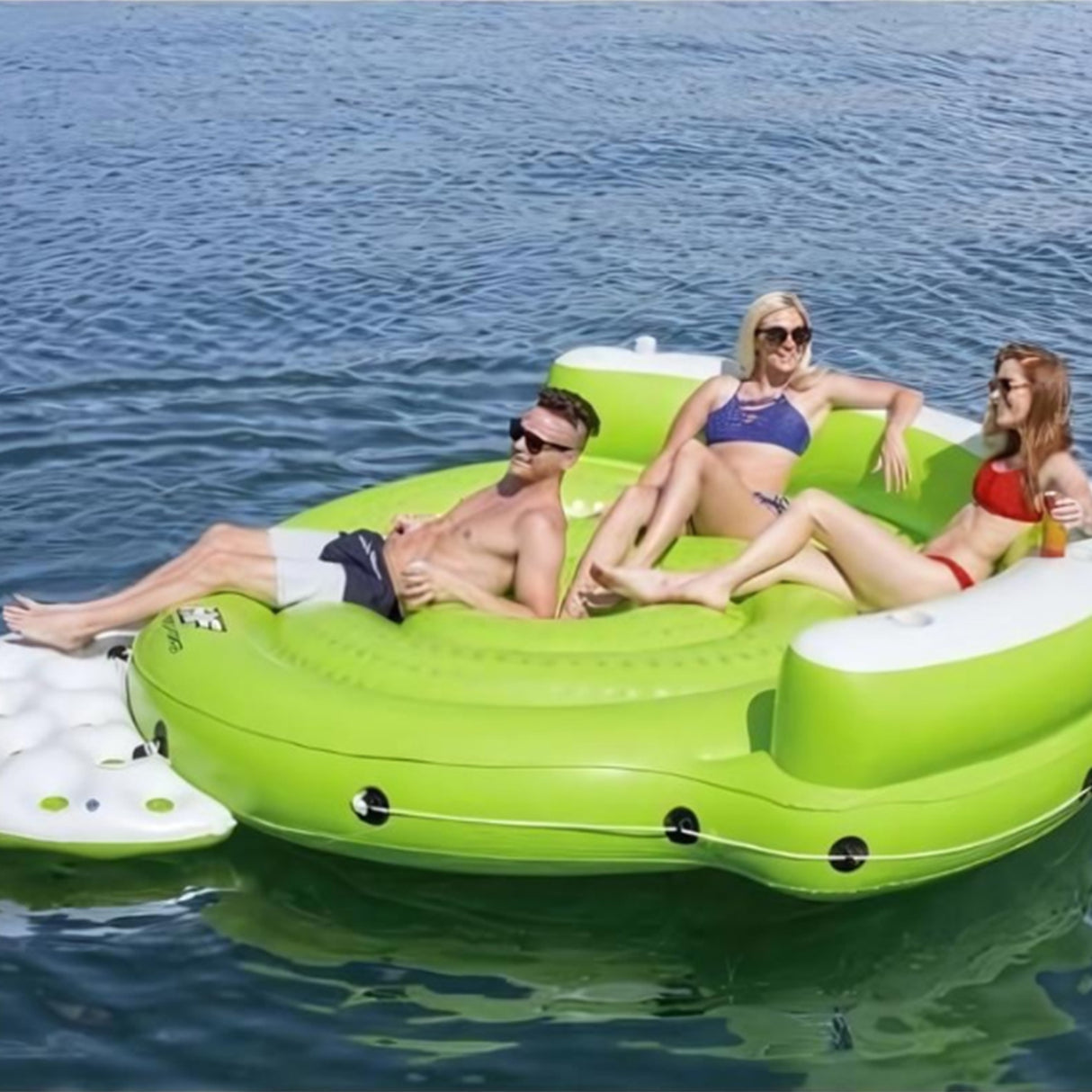 Bestway Hydro-Force Kick Back 5-person Inflatable Island