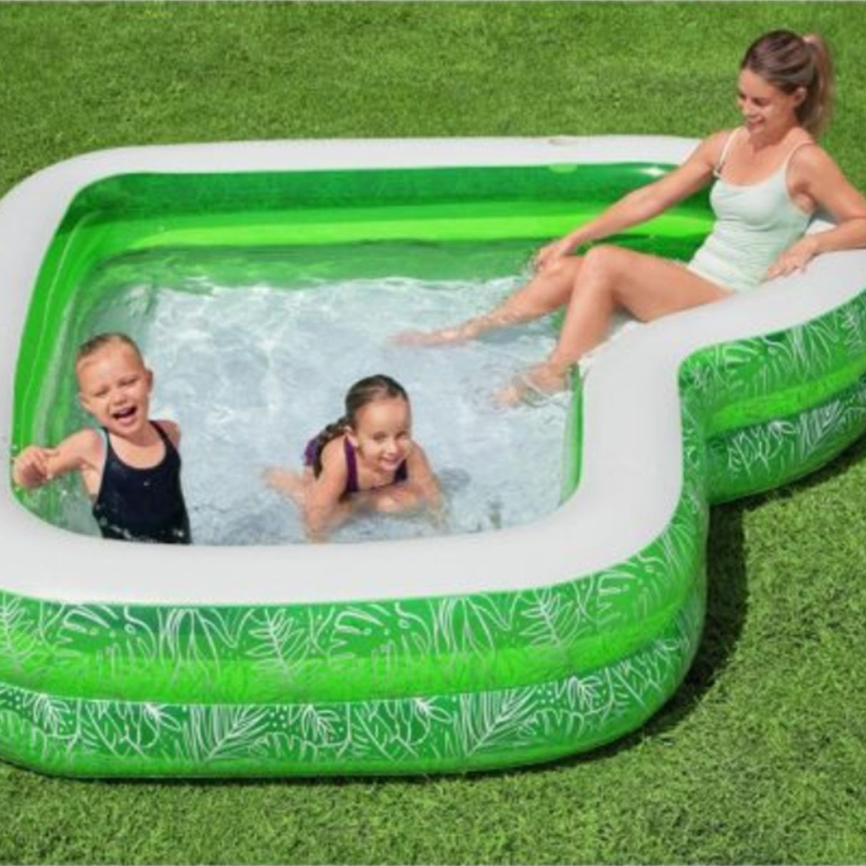 Bestway Family Pool Tropical