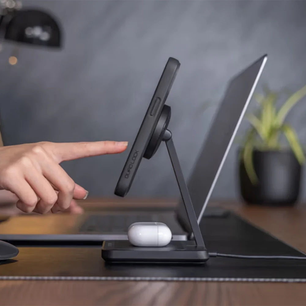 Quad Lock Dual MAG Desktop Wireless Charger