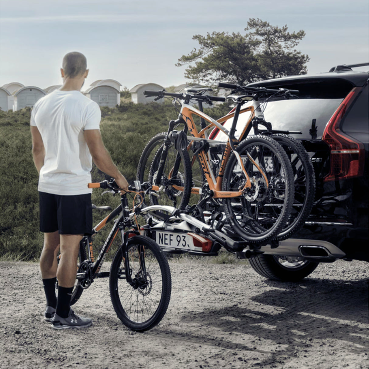 Thule VeloCompact 13‑Pin 3‑Bike Platform Tow‑Bar Carrier