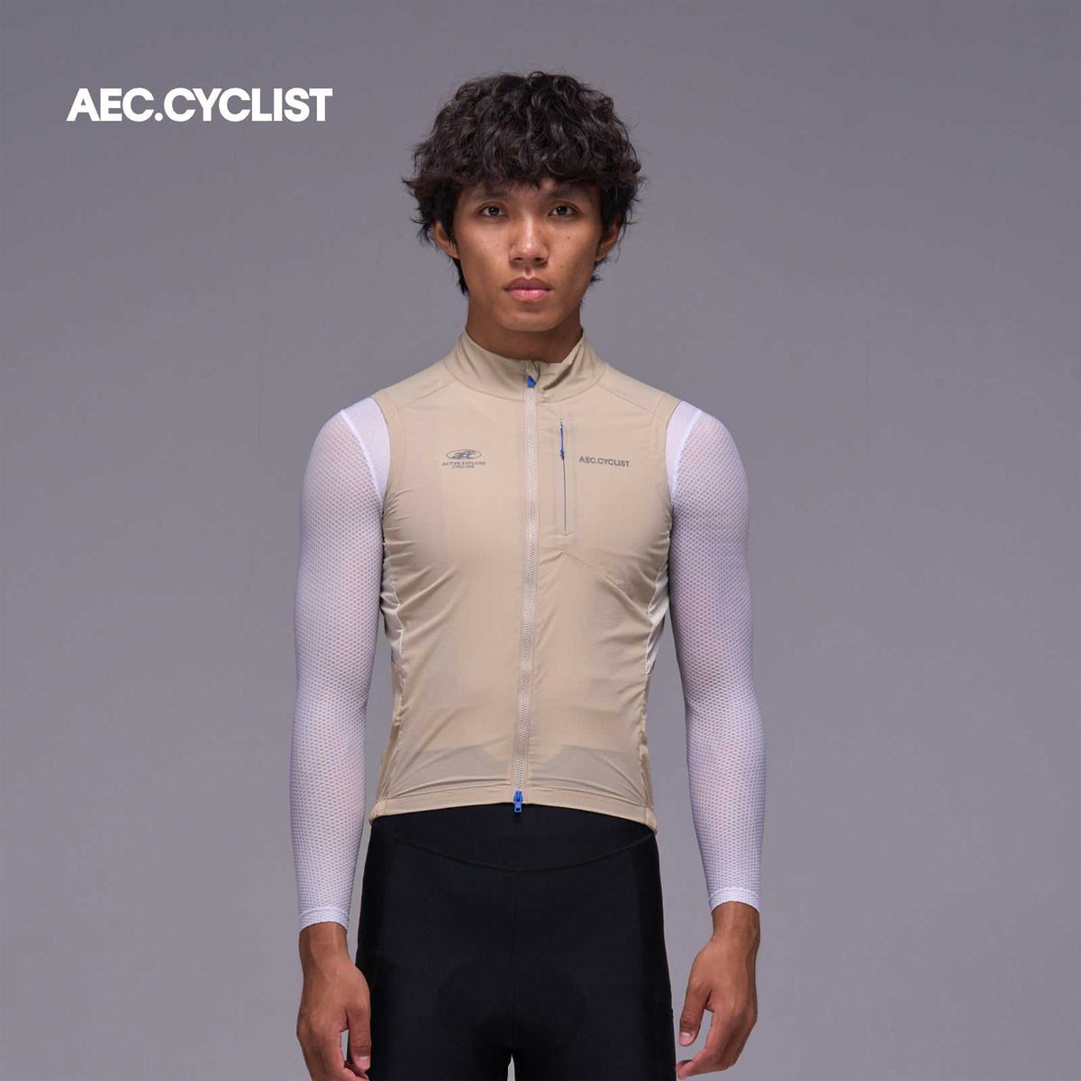 AEC Cyclist Men's Winter Hill Lightweight Cycling Wind Gilet