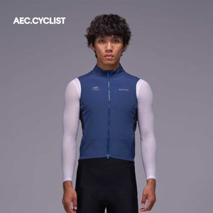 AEC Cyclist Men's Winter Hill Lightweight Cycling Wind Gilet