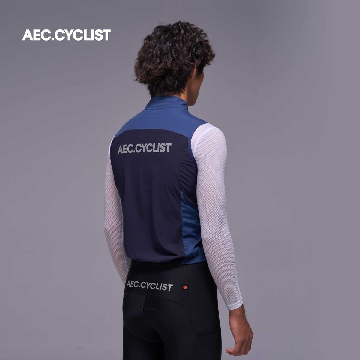 AEC Cyclist Men's Winter Hill Lightweight Cycling Wind Gilet