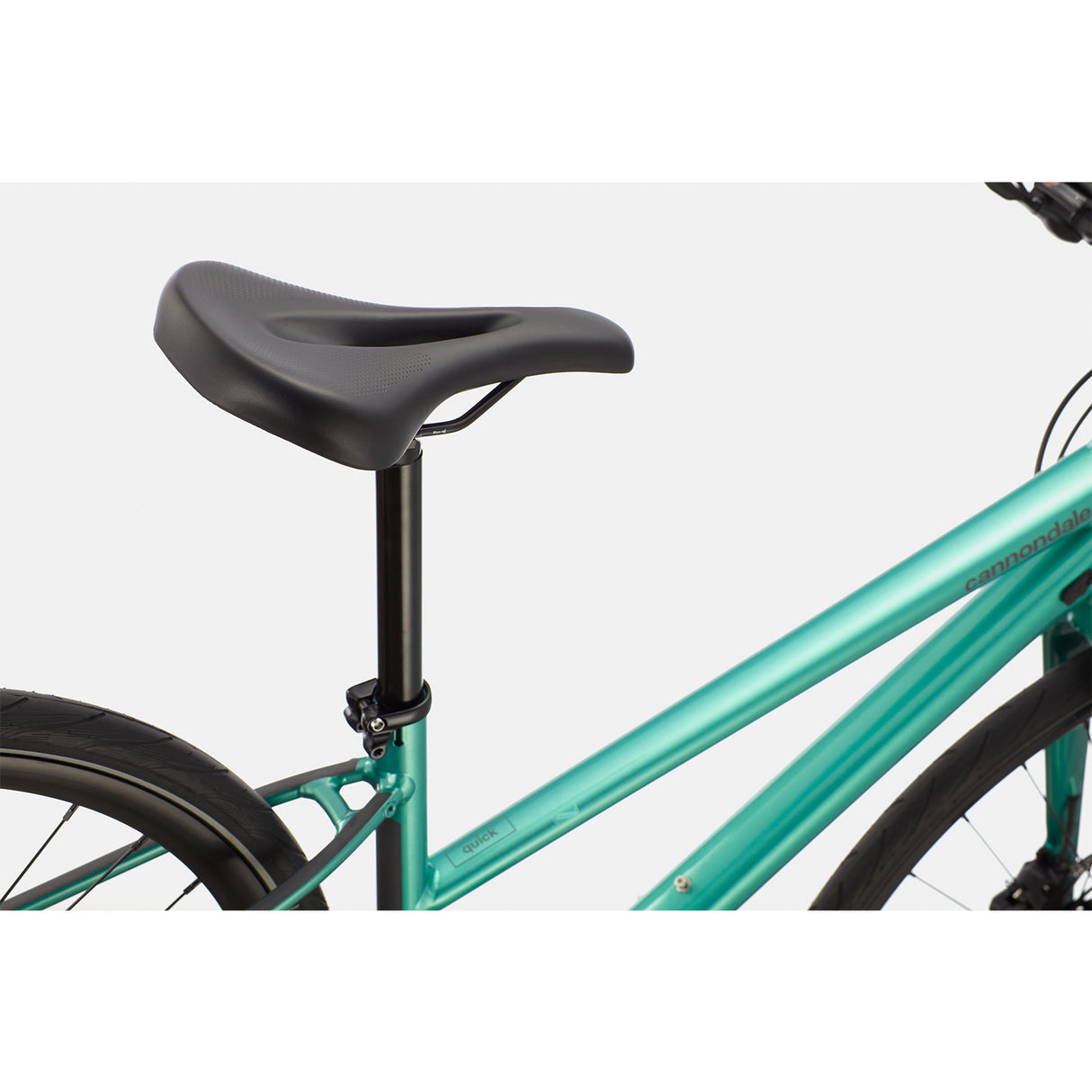 Cannondale Quick 3 Remixte Hybrid Bike