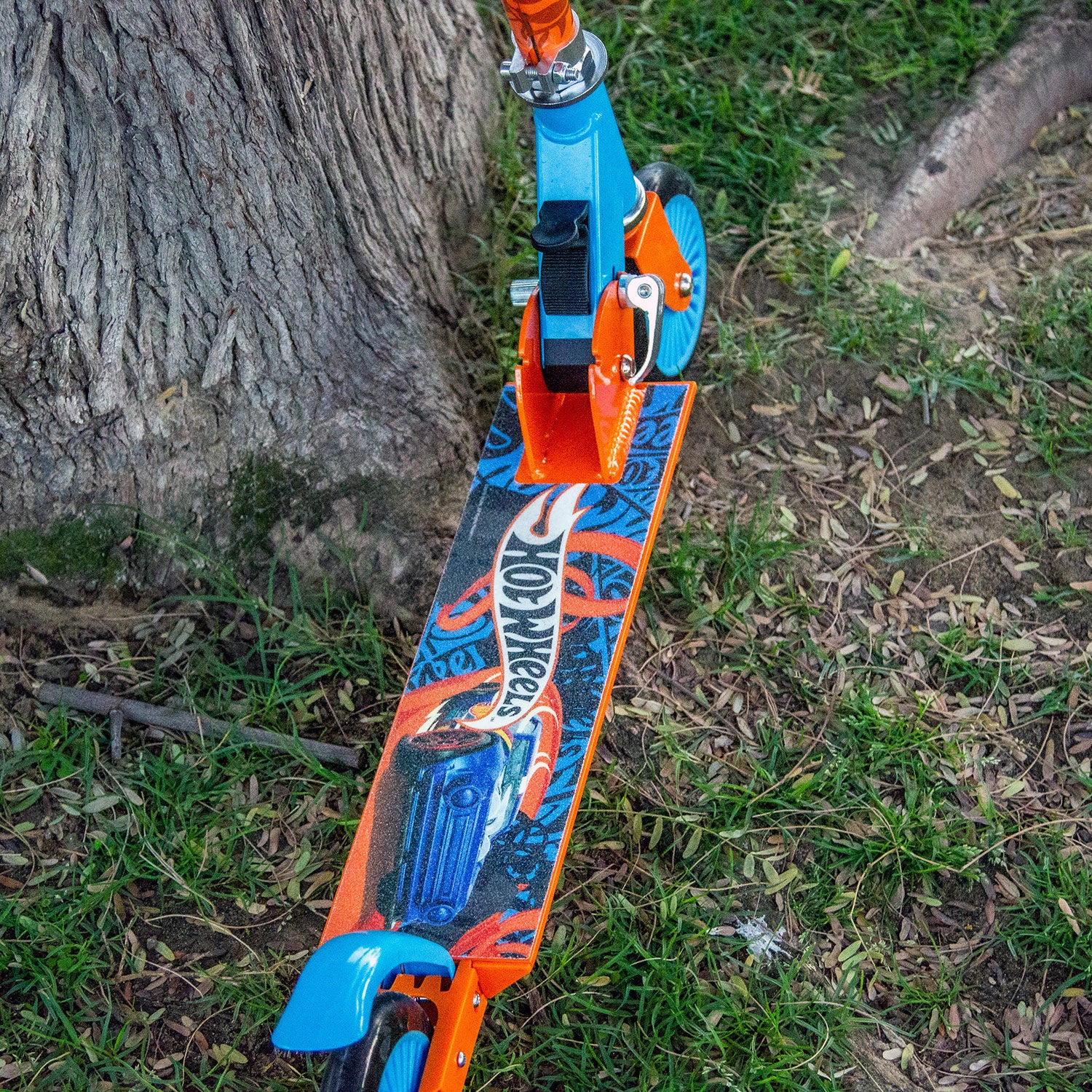 Spartan Hot Wheels 2-Wheel Folding Scooter