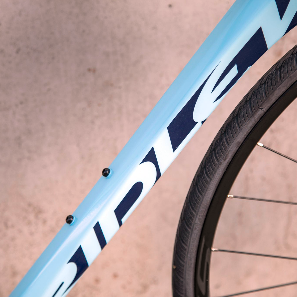 Ridley Liz SL Disc Shimano 105 Mix Road Bike CycleSouq