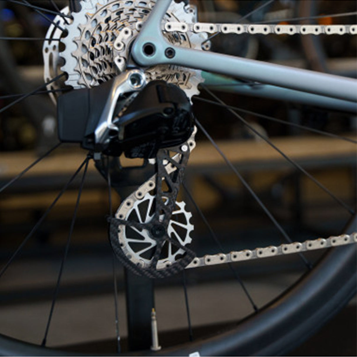 Nova Ride Carbon Ceramic SRAM AXS 12S Red/Red Force Rear Derailleur