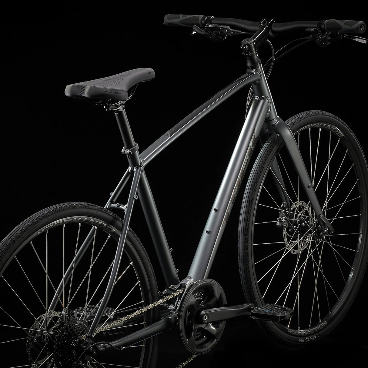 Trek FX 2 Disc Hybrid Bike 2023